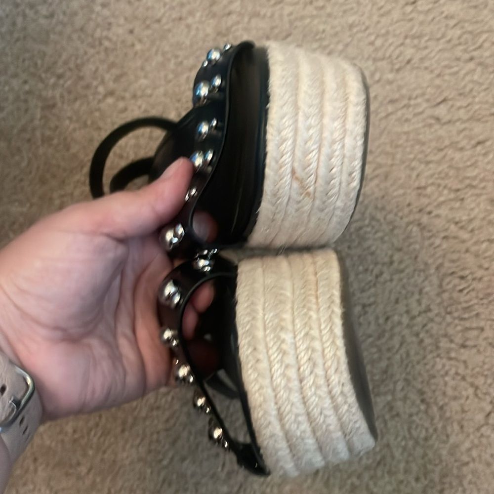 Marc Fisher Joyce Black Stud Espadrille Open Toe Wedge Platforms Sandals Sz 8 - Picture 5 of 7